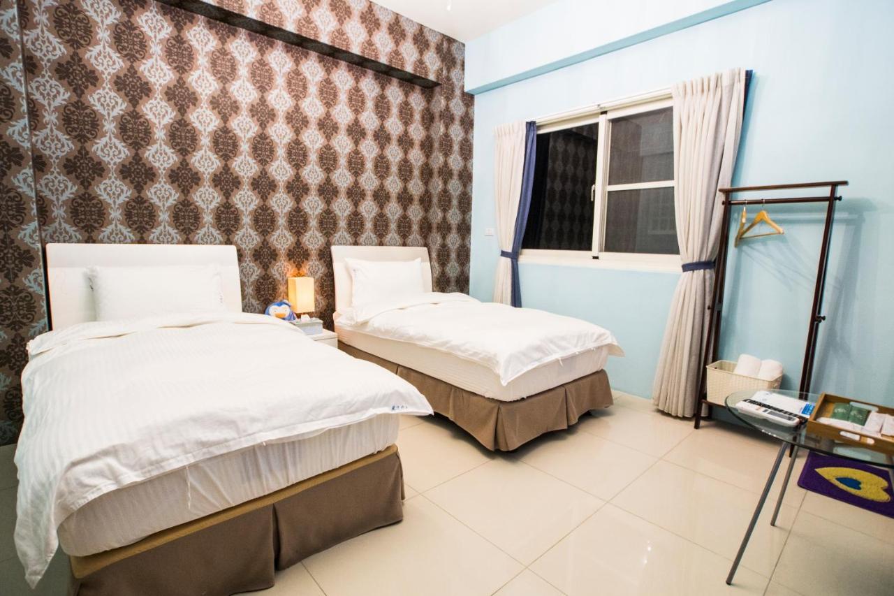 Railway Traveler B&B T'ai-tung Exterior foto